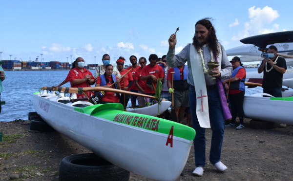Les 'aito de Mata Hotu prêts pour les courses de va'a