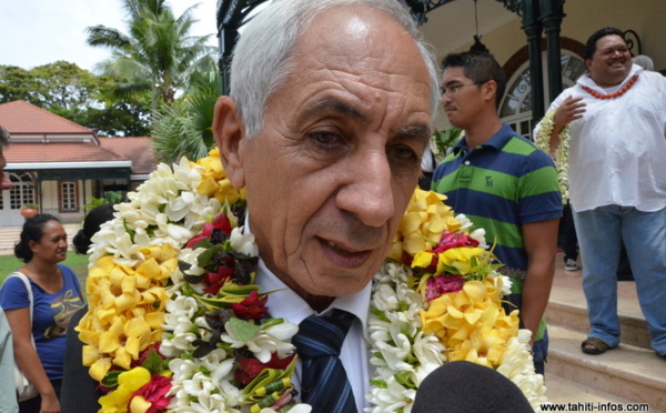 Albert Solia, ministre de l'Equipement après avoir été DirCab de Marty