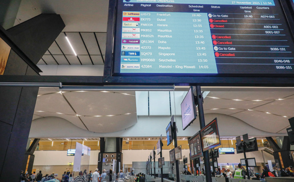 Le nouveau variant Omicron se répand sur la planète