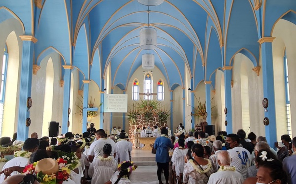 L'église de Tiputa "dédicacée"