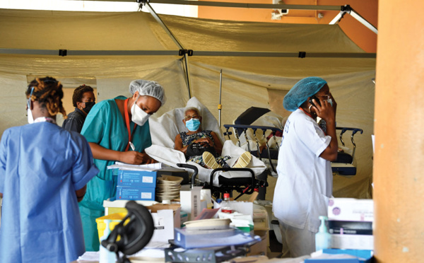 Covid, obligation vaccinale, barrages...le CHU de Martinique au bord de l'implosion