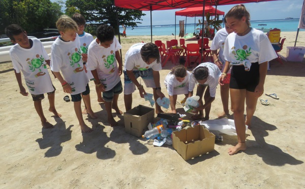 Des adolescents de Moorea sensibilisés à leur environnement