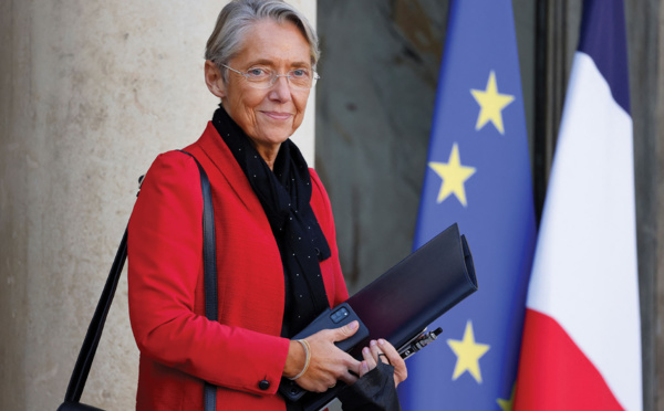 Borne annonce des contrôles pour vérifier l'extension du télétravail