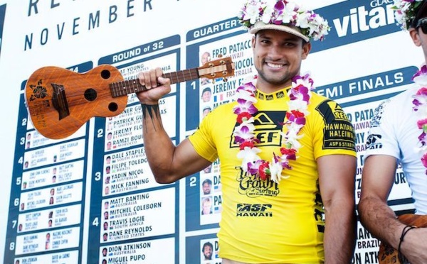 Surf: Un "skype" avec Michel Bourez après sa victoire à Hawaii