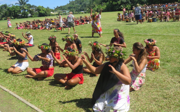 ​La culture polynésienne à l'honneur au collège de Afareaitu