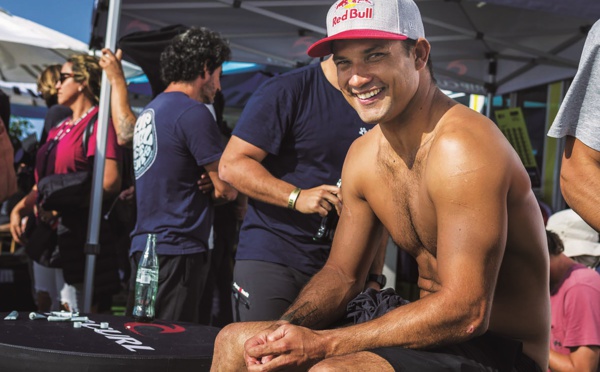 Michel Bourez : "Le CT est la meilleure option pour être à Teahupo'o en 2024"