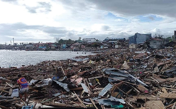 Philippines: le passage du typhon Rai a fait au moins 109 morts