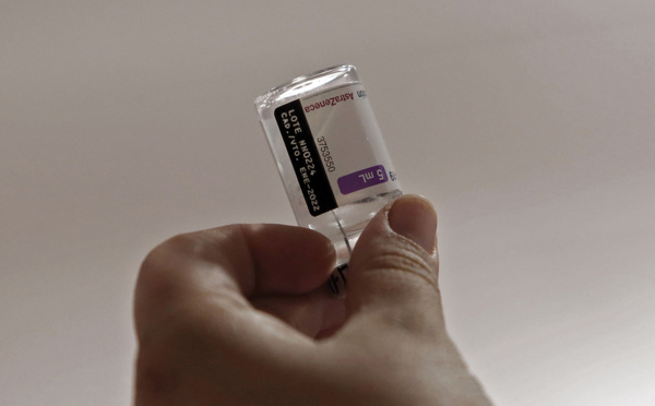 AstraZeneca affirme que son vaccin en dose de rappel protège contre Omicron
