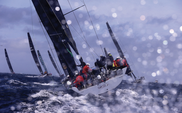 Voile: Black Jack toujours en tête de la Sydney Hobart, les abandons continuent