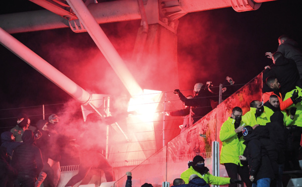 Incidents Paris FC-Lyon : la FFF frappe fort, les deux clubs éliminés