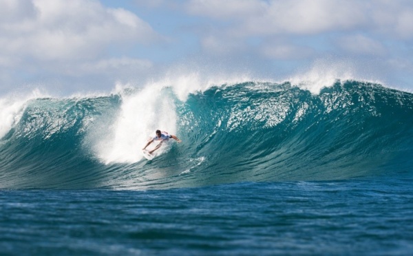 Surf- Billabong Pipe Master. Le suspense à son comble pour le titre de champion du monde.
