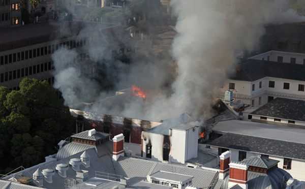 Afrique du Sud: l'Assemblée nationale détruite dans l'incendie au Parlement