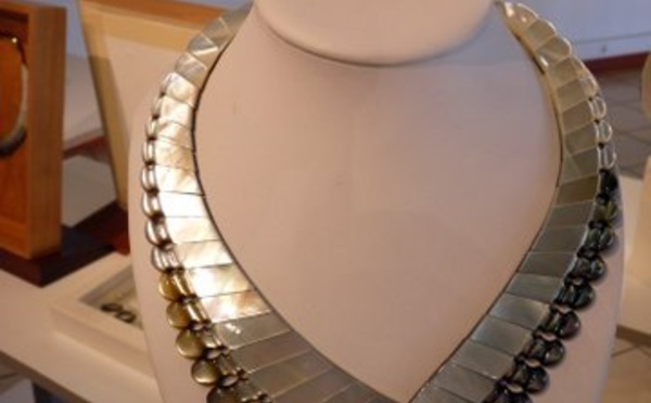 Exposition:  Hiro et Orama Ou Wen « Faateniteni » à la salle Muriavai, plus que deux jours