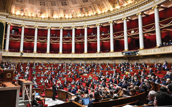 Pass vaccinal: au bout de trois jours agités, les députés valident le projet de loi