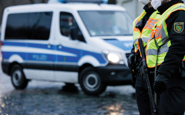 Allemagne: deux policiers abattus, la police recherche les meurtriers