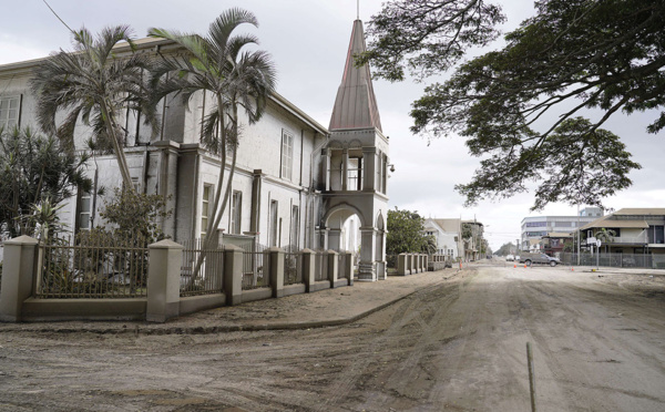 Les îles Tonga entrent mercredi en confinement