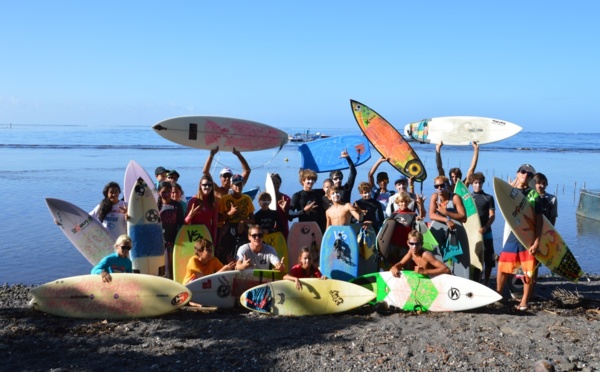 Bonne fin d'année pour le TAMA HE'E Surf Club à Teahupoo pour les jeunes