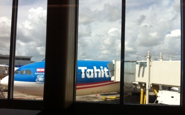 Le vol TN482 en provenance d'Auckland est attendu dans la nuit
