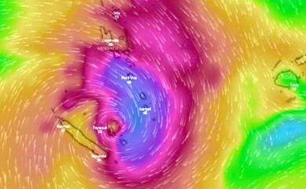 Alertes cycloniques en Nouvelle-Calédonie menacée par une dépression tropicale
