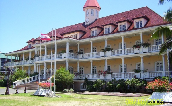 Des élèves de CJA en visite citoyenne  à l’hôtel de Ville de Papeete ce vendredi 17 janvier