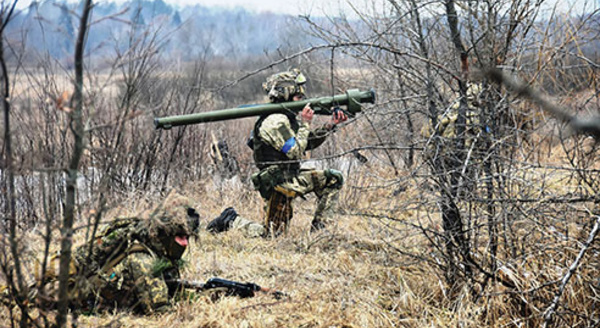 Poutine ordonne à l'armée russe d'entrer dans les territoires séparatistes d'Ukraine