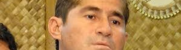 Le naufragé du Pacifique mis au repos jusqu'à lundi