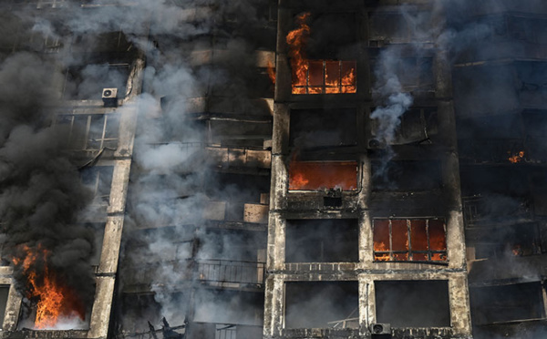 Ukraine: Biden traite Poutine de "criminel de guerre", frappes meurtrières sur des civils