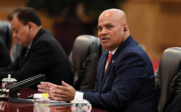 Une nation du Pacifique appelle les Iles Salomon à repenser leur accord avec la Chine