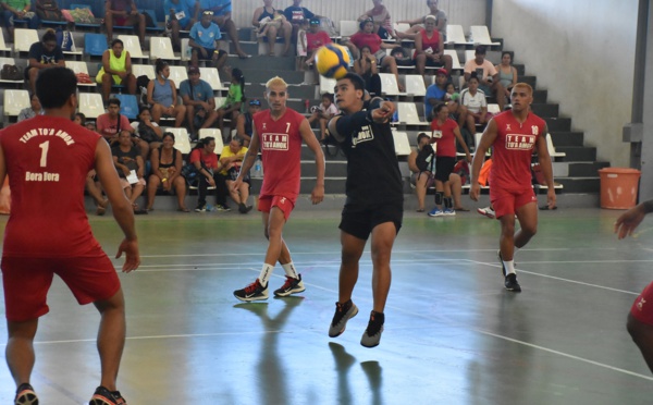 Volley-ball : Les Raromata'i démarrent fort au Challenge de Polynésie