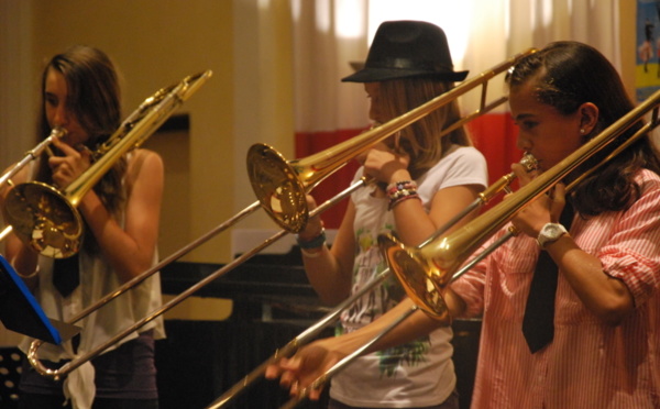 Concert de la femme : triomphe des ensembles du conservatoire à Pirae