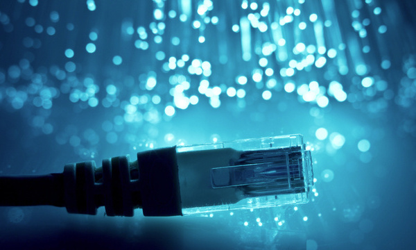 Internet : la fibre optique sur 8 000 lignes en 2016