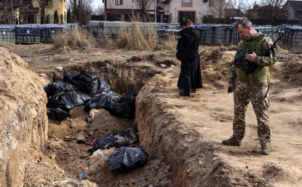 Ukraine : 10 soldats russes mis en examen pour crimes de guerre présumés à Boutcha