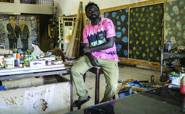 ​Omar Ba et sa "réinvention" hypnotisante de la peinture