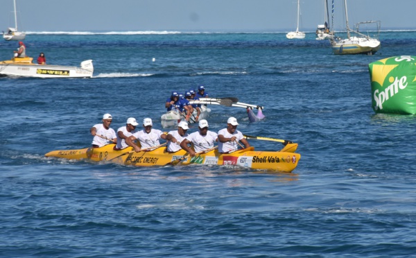 Shell prend la tête de la Tahiti Nui Va'a après la deuxième étape