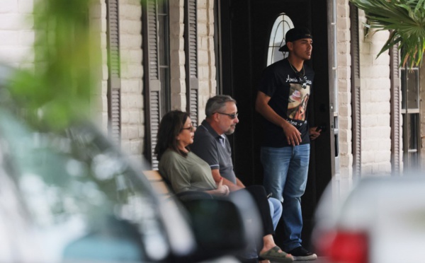 Une semaine après la tuerie, Uvalde enterre ses morts