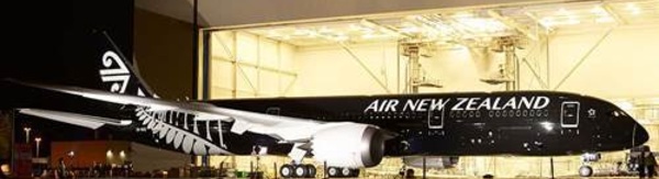 Air New Zealand: Le nouveau B787 sort tout juste,fin prêt, de l’atelier peinture de Seattle