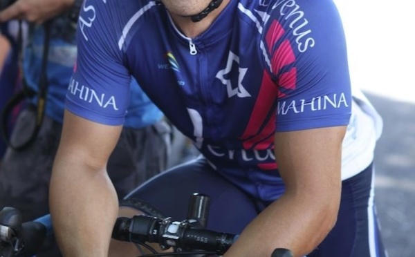 Vélo sur route : SUPER-MIKE Cowan remporte le Grand Prix Anchor !