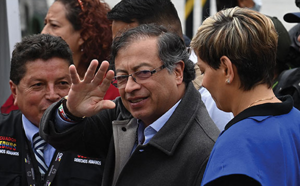 Gustavo Petro élu premier président de gauche de l'histoire de la Colombie