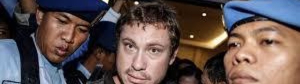 Avion immobilisé à Bali: le passager avait pris le cockpit pour les toilettes