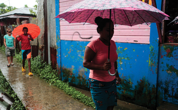 Tempête tropicale Bonnie : un mort et des dégâts au Salvador
