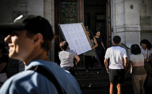 Résultats du bac: les premières tendances "indiquent une baisse", selon Pap Ndiaye