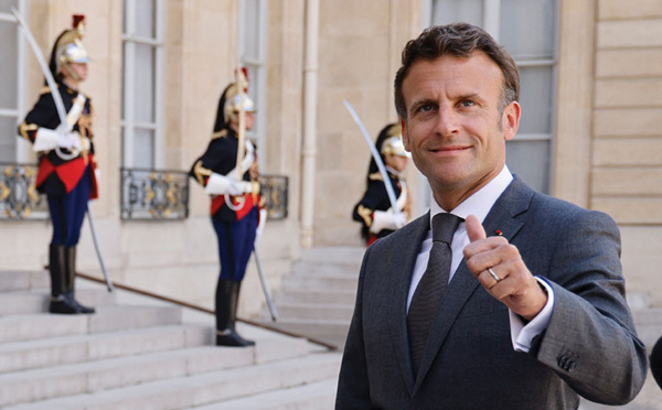 L'opposition veut des explications de Macron sur ses liens avec Uber