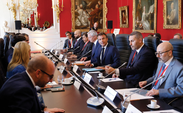 Semi-conducteurs: un projet à 5,7 milliards d'euros dope le sommet "Choose France"