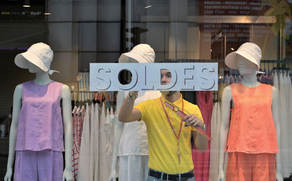 "Pas de bonne surprise" pour les soldes, moins réussis qu'en 2021