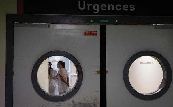 Covid: le gouvernement s'oppose au retour des soignants non vaccinés