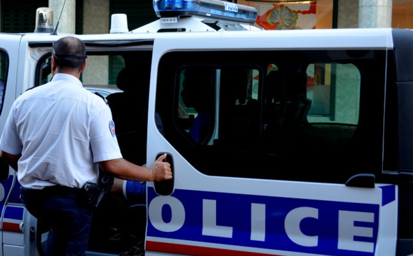 Papeete : un père de famille agressé devant un collège