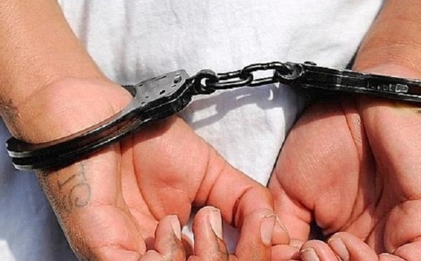 Auteur d'un vol avec violence,  il écope de 12 mois de prison ferme