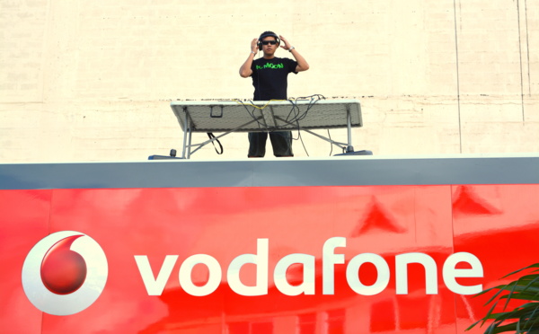 1er anniversaire de Vodafone polynésie : le « street marketing » met l’ambiance