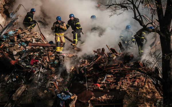Ukraine: nouvelles frappes russes à Kiev et ailleurs, Moscou évacue les civils de Kherson