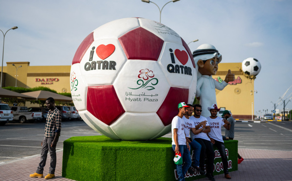 Mondial-2022 et droits humains: la Fifa exhorte les sélections à "se concentrer sur le football"